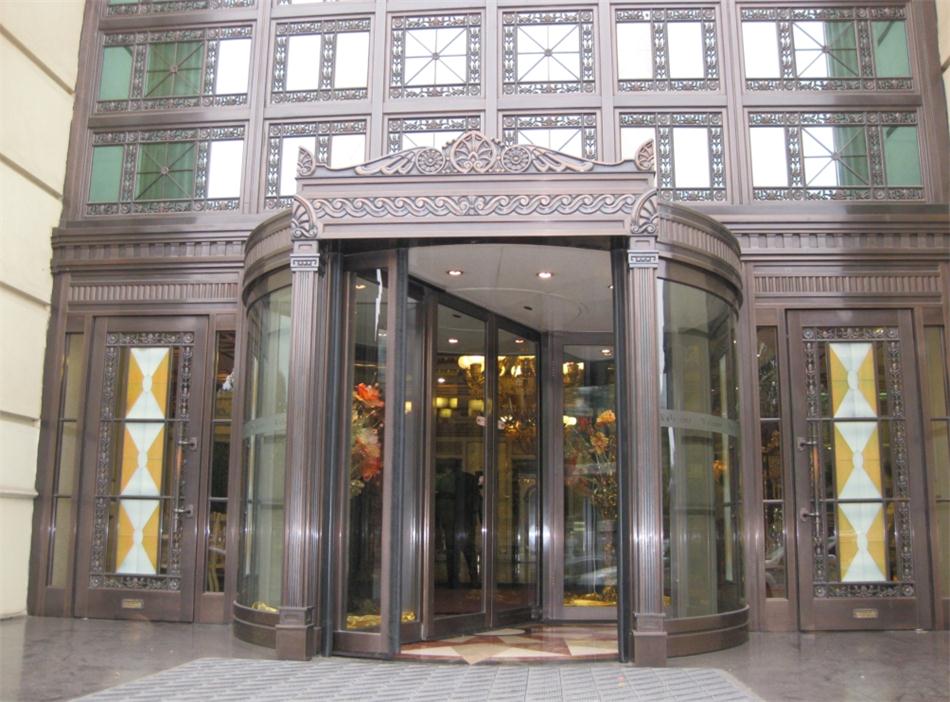 銅門設(shè)計(jì)：體現(xiàn)并映射銅文化之內(nèi)涵！(圖1)